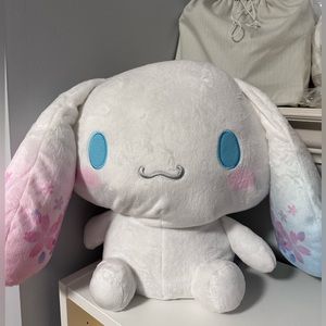 NEW Large Cinnamoroll Sanrio Sakura Plushie